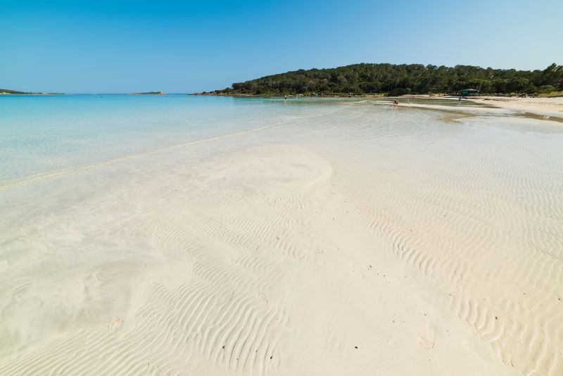 Sardinien Urlaub: Langer Sandstrand Berchida